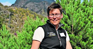 Naturmensch. Andrea Strohmeier, H&uuml;ttenwartin der L&ouml;tschenpassh&uuml;tte, ist seit der GV vom Samstag neue Pr&auml;sidentin der Vereinigung &laquo;Schweizer H&uuml;tten&raquo;: Die gelernte Primarlehrerin liebt die N&auml;he zur Natur. 