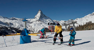In der Destination Zermatt-Matterhorn startet am 1. November 2017 eine Familienoffensive, die mehr Vorteile f&uuml;r Kinder und Familien bietet. 