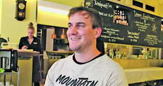 Ambitioniert. K&uuml;nstliche Intelligenz er&ouml;ffnet neue Chancen, davon ist Adrian Anthamatten &uuml;berzeugt.