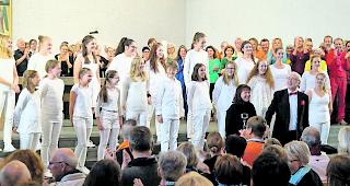 Gut gesungen. Der Konzertchor der Singschule &laquo;cantiamo&raquo; mit Leiter Hansruedi K&auml;mpfen: Einen feinen zweiten Rang ersungen.  