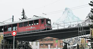 &laquo;Befl&uuml;gelt&raquo;. Die neue Getwingbr&uuml;cke wird kaum zum neuen Wahrzeichen von Zermatt, wohl aber zu jenem der Gornergrat Bahn. 