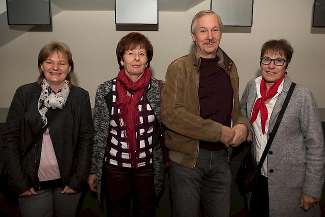 Odile Kalbermatter (41), Ursula (60) und Max Schmid (61), Claudia Zenzünen (53), alle aus Grengiols.