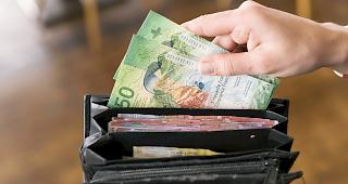 Am Montag kostete ein Euro knapp 1,19 Franken (Archivbild).