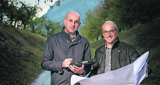 Unternehmen des Jahres. Geosat SA, vertreten durch Patrick Lathion und Christian Hagin.