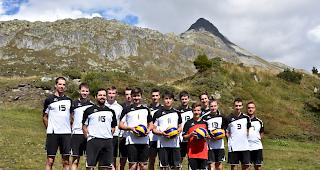 Niederlage. Die Mannschaft musste geschw&auml;cht gegen den Leader antreten. 