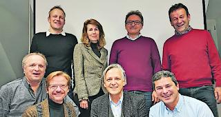 Zusammenkunft. Stehend von links: Beat Schwery (SD Visp), Sonja Mutter (STV SD Brig S&uuml;d), Bruno Schmid (SD Visp), Robert Lochmatter (SD Brig S&uuml;d); vorne von links: Patrice Clivaz (PH-VS), Olivier Mermod (SD OMS), Peter Summermatter (PH-VS), Kilian Summermatter (SD Naters).  