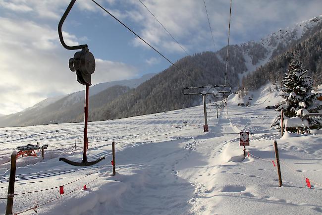 Heimelig und überschaubar. Trotzdem kämpft der Skilift in Gluringen jedes Jahr aufs Neue ums Überleben.