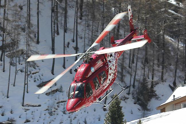 Auch am Donnerstag wurde nach dem vermissten Skitourengänger Karl-Eriwan Haub gesucht. Bisher erfolglos (Symbolbild). 