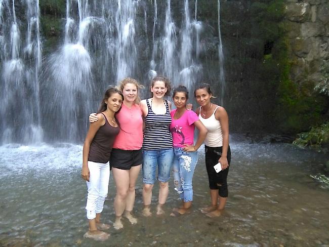 «Ramize, eine Mitarbeiterin, Johanna, eine Mitfreiwillige, ich, Suzane, eine 