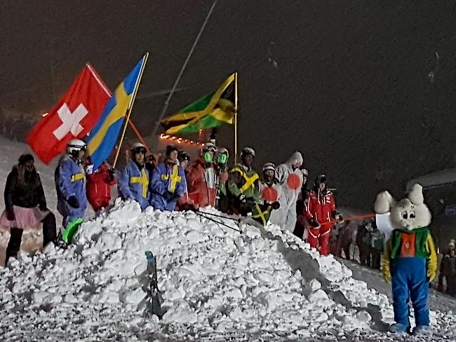 Das Schlusspodest: Die Schweiz gewinnt vor Schweden. Jamaika und Japan teilen sich Platz 3. 