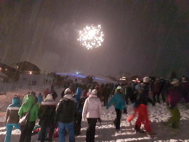 Die Zuschauer an der Shownacht durften ganze zwei Feuerwerke bestaunen. Eines zu Beginn und eines ganz am Ende der Show. 