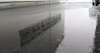 Am Donnerstag regnet es im Wallis anhaltend und intensiv.