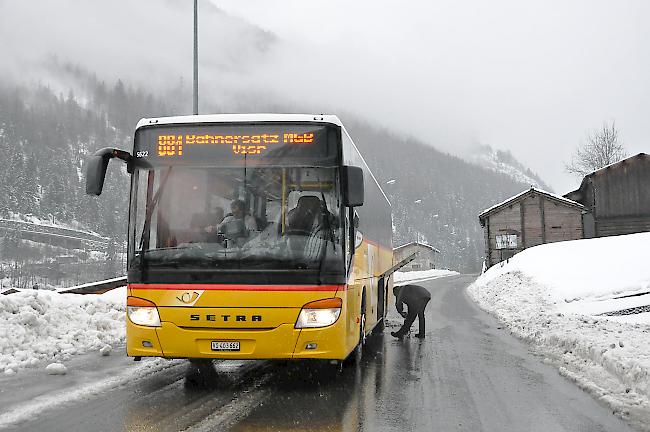 Keine Züge im Mattertal. Zwischen Visp und Täsch verkehren Bahnersatzbusse.