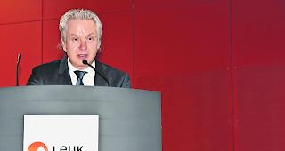 Dankbar. Er sei &laquo;gl&uuml;cklich und dankbar, Teil dieses tollen Teams zu sein&raquo;, w&uuml;rdigte der Leuker Gemeindepr&auml;sident Martin L&ouml;tscher die Zusammenarbeit im Gemeinderat. 