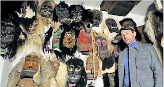 Sehenswert. Heinrich Rieder und seine Maskensammlung: Beeindruckend. 