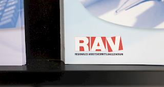 In den regionalen Arbeitsvermittlungszentren im Wallis waren im Dezember mehr Arbeitslose gemeldet.