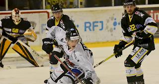 Sturny gegen Ajoies Privet, Visp gab eine 4:3-F&uuml;hrung aus der Hand.