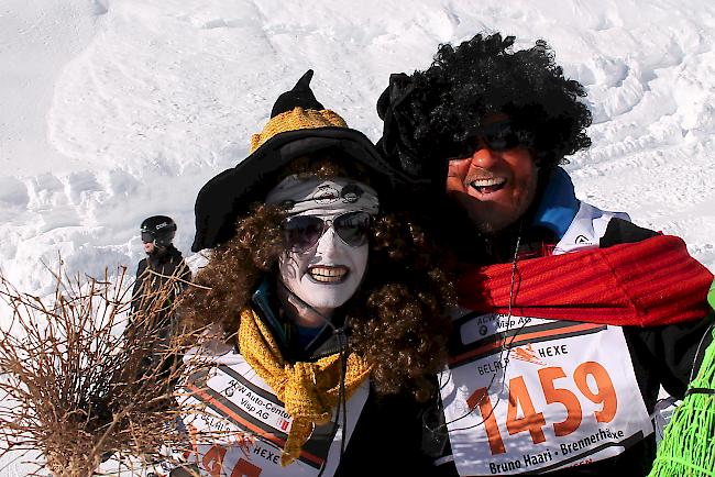 Schaurig-schöne Hexen an der 36. Hexenabfahrt auf der Belalp.