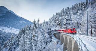 Die Matterhorn Gotthard Bahn k&auml;mpft weiterhin mit den hochwinterlichen Verh&auml;ltnissen.