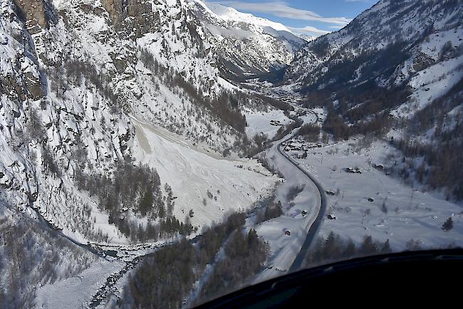 Blick auf die Rosszug-Lawine in Breitmatten