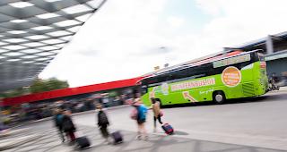 Flixbus im Einsatz. Das Unternehmen testet Kameras gegen Drogenschmuggel.