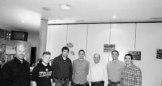 Aktiv. Der Vorstand der AMVO (v. links): Angelo Zeiter, Patrick Blatter, Damian Eyer und Marco Andenmatten, Martin Karlen, Christoph Furrer (Pr&auml;sident), Alessandro Marino. 