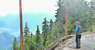 Wichtige Funktion. Mit der Versetzung der Spitzkurve um 70 Meter nach Westen soll die Gebrauchstauglichkeit der Forststrasse langfristig gesichert werden. 