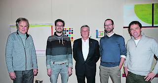 Sie l&ouml;sen KGO-F&uuml;hrungsaufgaben. Von links: Dirigent Norbert Carlen (demissionierend), Dirigent Yannick Zenh&auml;usern (neu), Pr&auml;sident Christian Brunner (bisher), Dirigent Adrian Zenh&auml;usern (neu), Dirigent Paul Locher (bisher). 