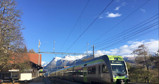 Die BLS plant anfangs 2019 mit dem Ausbau des Bahnhofs Ausserberg. 