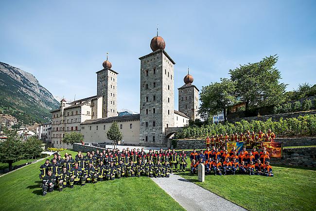 Die Stützpunktfeuerwehr Brig-Glis konnte eine erfreuliche Anzahl von neuen Angehörigen rekrutieren.