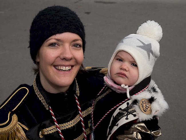 Franziska und Sophia Hutter, Fleigutätscher, Visp.