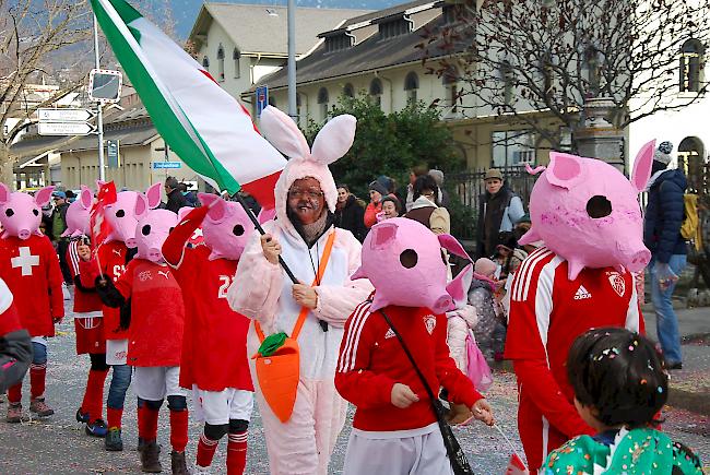 Impressionen aus dem Kinderumzug in Glis.