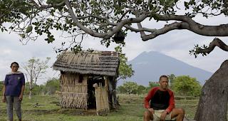 Nach Hause. Tausende von Menschen d&uuml;rfen wieder in ihre H&auml;user in der n&auml;he des Vulkans Agung. Seit Ende November galt in der Region die h&ouml;chste Alarmstufe.