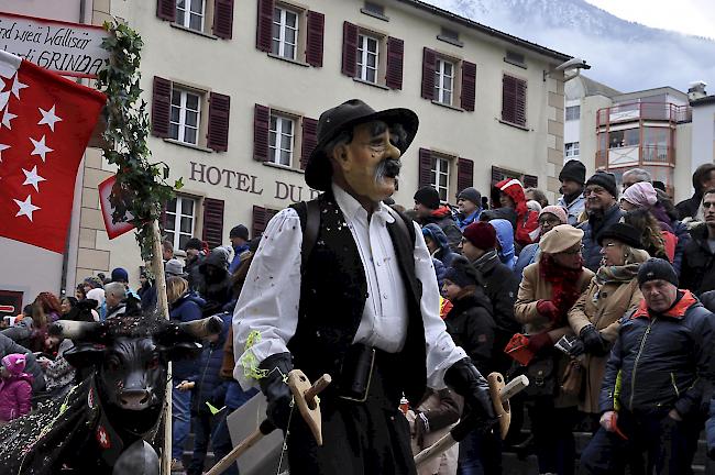 Impressionen des grossen Fasnachtsumzugs in Brig.