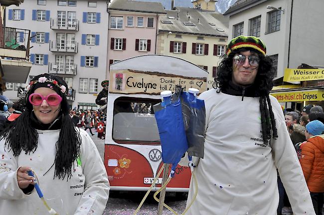 Impressionen des grossen Fasnachtsumzugs in Brig.