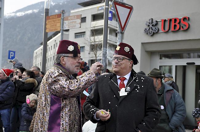 Impressionen des grossen Fasnachtsumzugs in Brig.