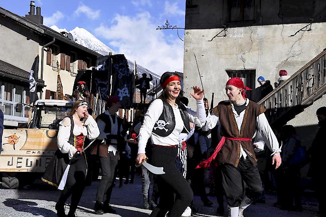 Die Jugend aus Chalais fand mit ihrem Wagen: «Ici c