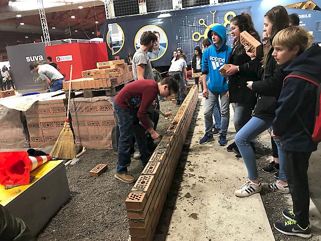 Impressionen von der Berufs- und Ausbildungsmesse «Your Challenge»