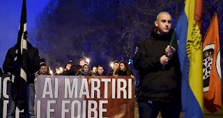 Umstritten. Mitglieder der rechtsextremen Bewegung &laquo;Forza Nuova&raquo; w&auml;hrend eines Gedenkumzugs (Turin im Februar 2018).