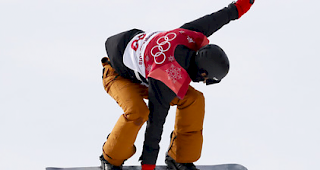Freestyler Michael Sch&auml;rer wird als bester Schweizer Sechster.