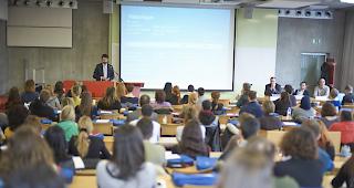 Fernuni. Eine Einf&uuml;hrungsveranstaltung in Lausanne im Jahr 2016 (Archivbild).