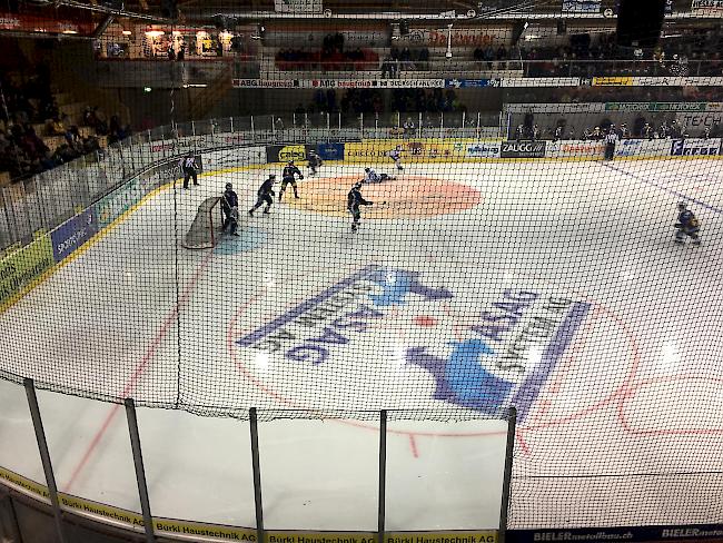 Langenthal und Visp im 3. Playoffspiel am Freitagabend.