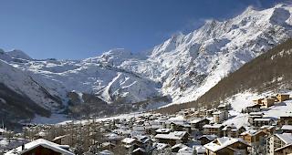 Auf Kurs. Auch Dank der WinterCARD verzeichnete die Destination Saastal in der Wintersaison 2017/2018 mehr &Uuml;bernachtungen als im Vorjahr. 

