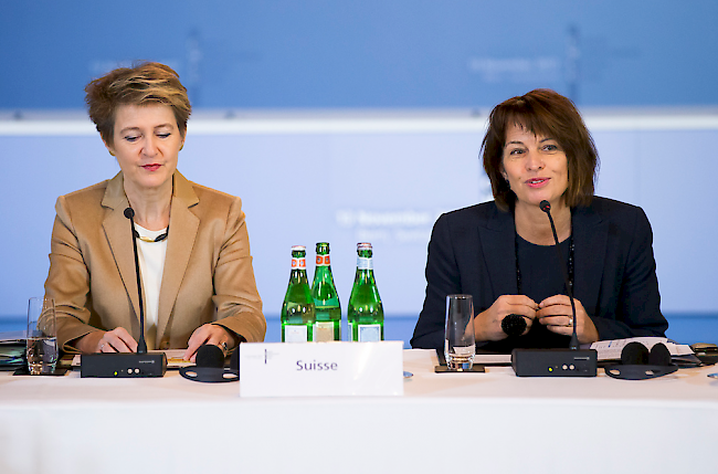 Mit Simonetta Sommaruga und Doris Leuthard sitzen derzeit nur zwei Frauen im Bundesrat.