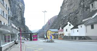 Konflikte. Zwischen den Gemeindebeh&ouml;rden des Walliser Grenzorts und einer zugezogenen Familie aus Italien schwelen seit Jahren massive Spannungen.  