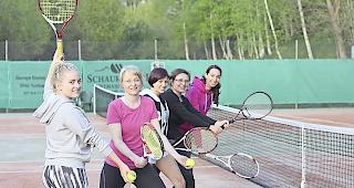 Die 1.-Liga-Damenmannschaft des TC Turtmann.