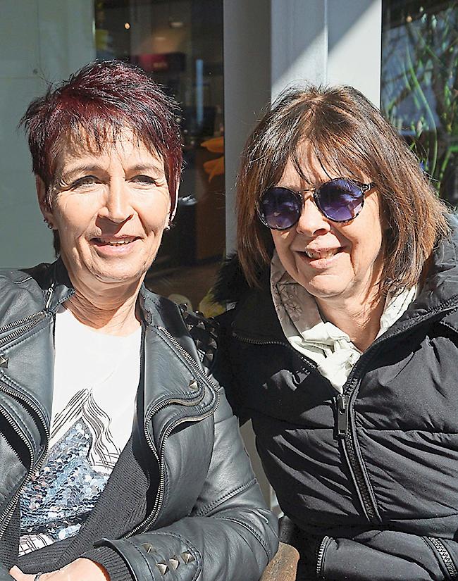 Renate Fercher (53) aus Susten und Jasmine Fercher (49) aus Glis.