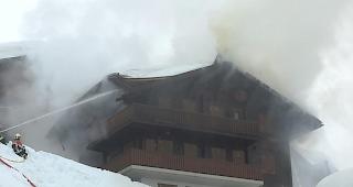 Am Chalet auf der Bettmeralp entstand erheblichen Sachschaden.