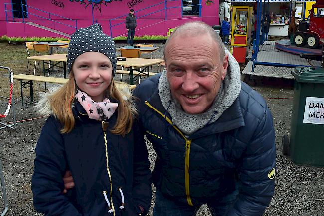 Lena Anthamatten (6), Termen, und André Anthamatten (62), Saas Grund.