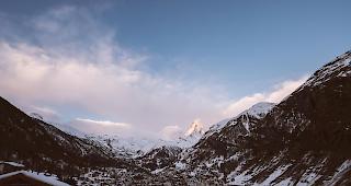 Die Musik spielt wieder. 